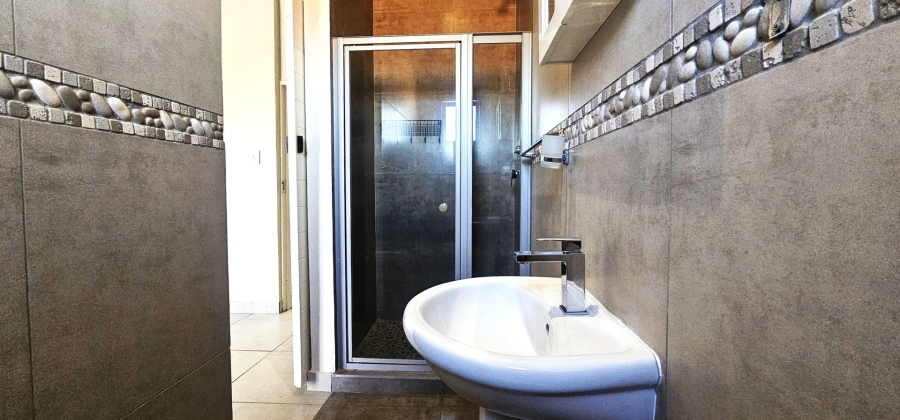 To Let 3 Bedroom Property for Rent in Cashan North West